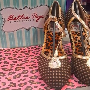 Bettie Page heels